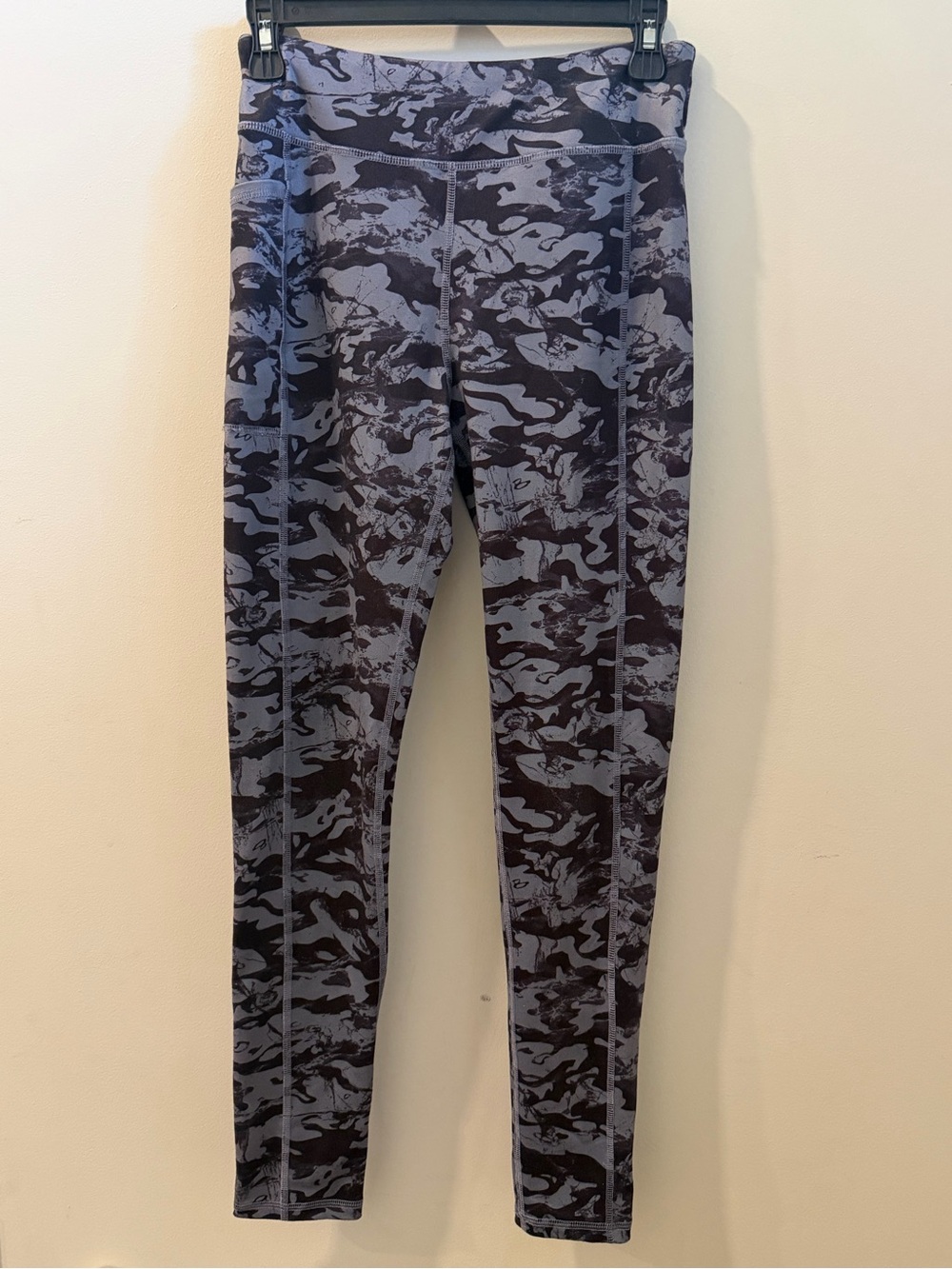 tek gear Girls' Camo High-Waist Leggings - Gray & Black
